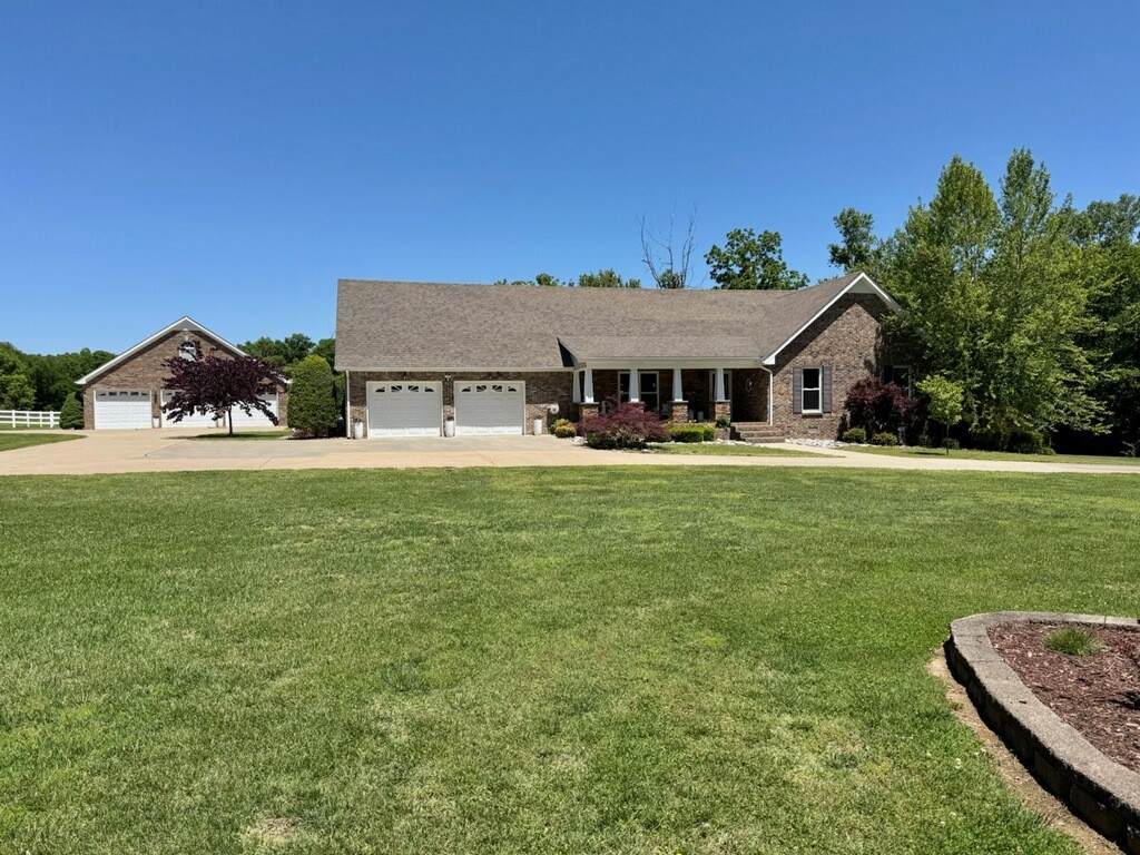 730 Indian Creek Rd - Photo 1
