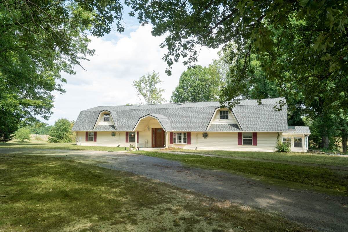 1157 Morgan Rd - Photo 1