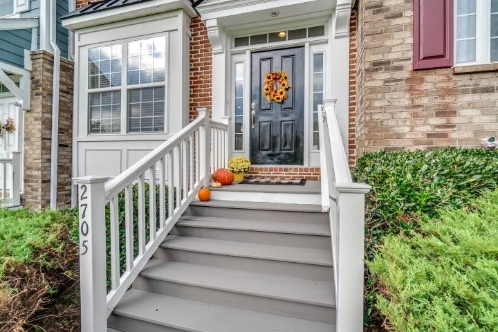 2705 Dracut Ln - Photo 1