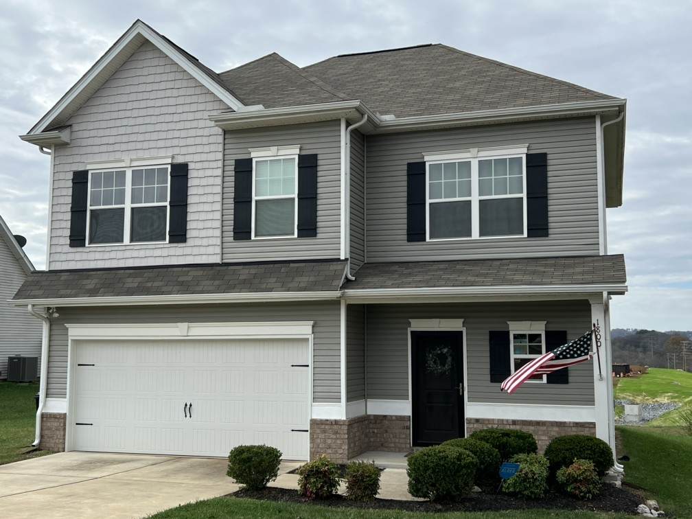 1800 Wendy Blvd - Photo 1