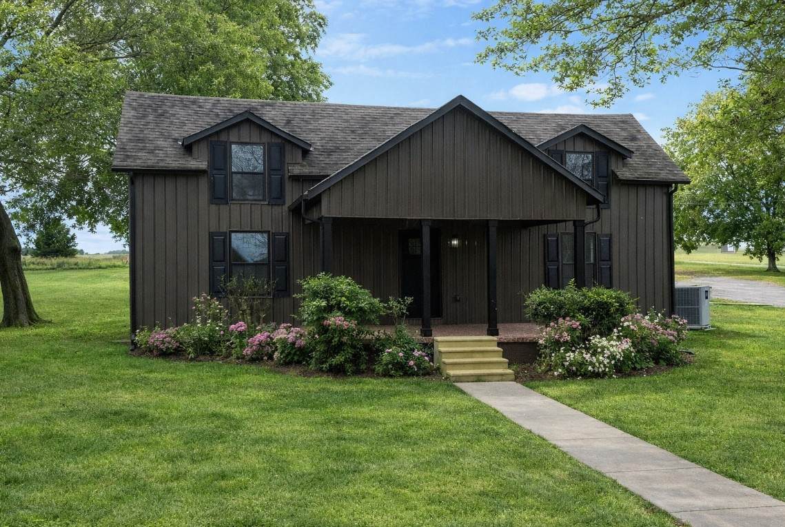 1612 Ardmore Hwy - Photo 1