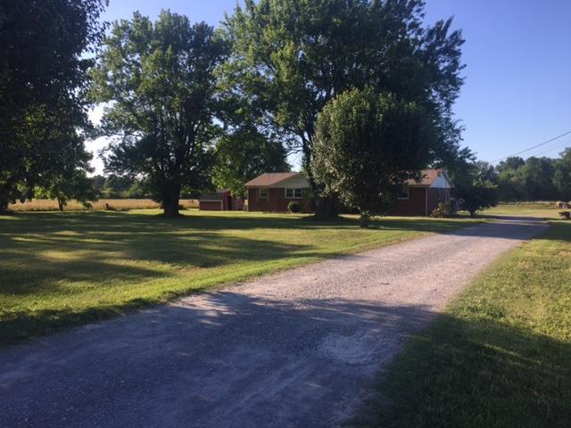 2075 Unionville Deason Rd - Photo 1