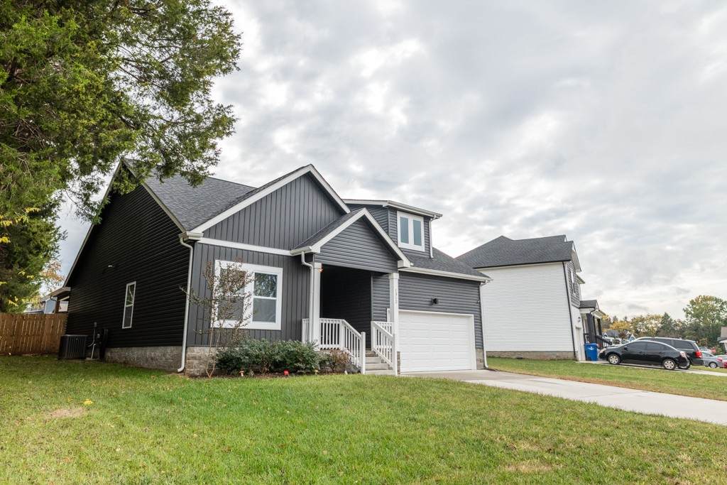 1312 Shockey Dr - Photo 1