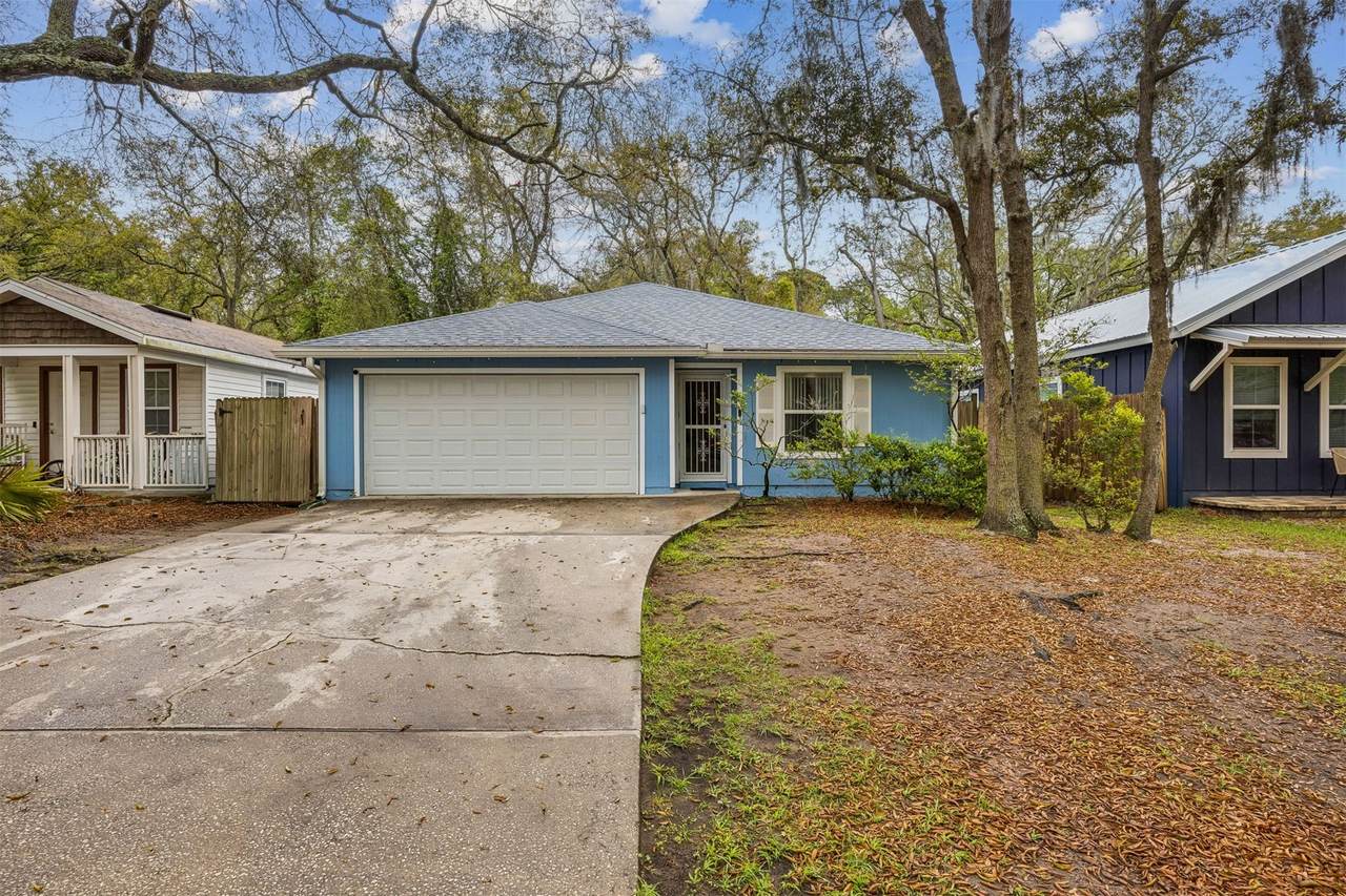 528 13TH Terrace - Photo 1