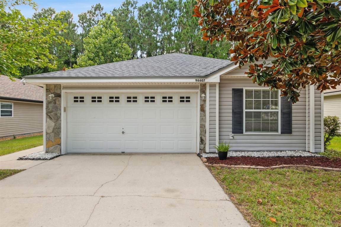 96607 Commodore Point Drive, Yulee, FL 32034 (MLS 108902) Berkshire Hathaway HomeServices