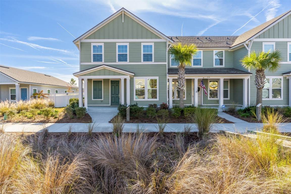 230 Daydream Avenue - Photo 1