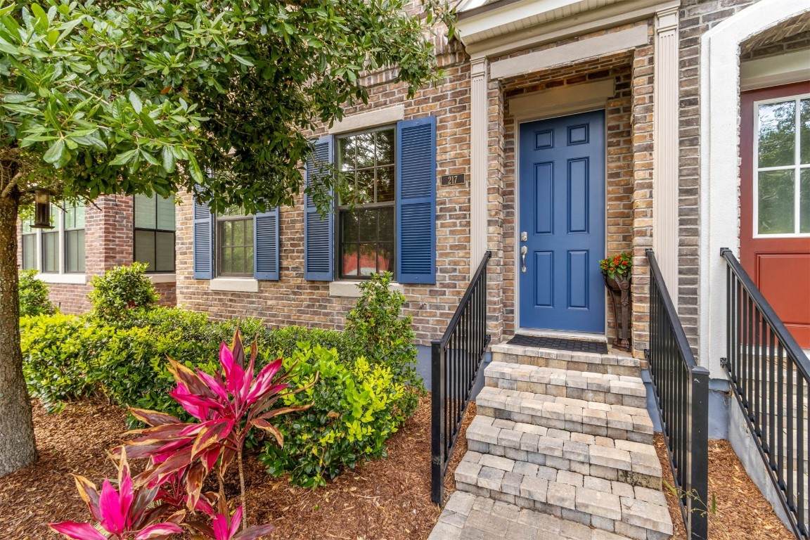 217 Beech Street - Photo 1