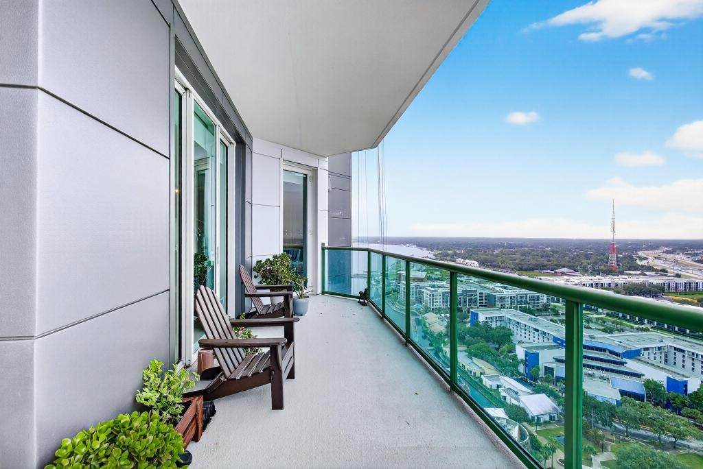 1431 Riverplace Boulevard - Photo 1