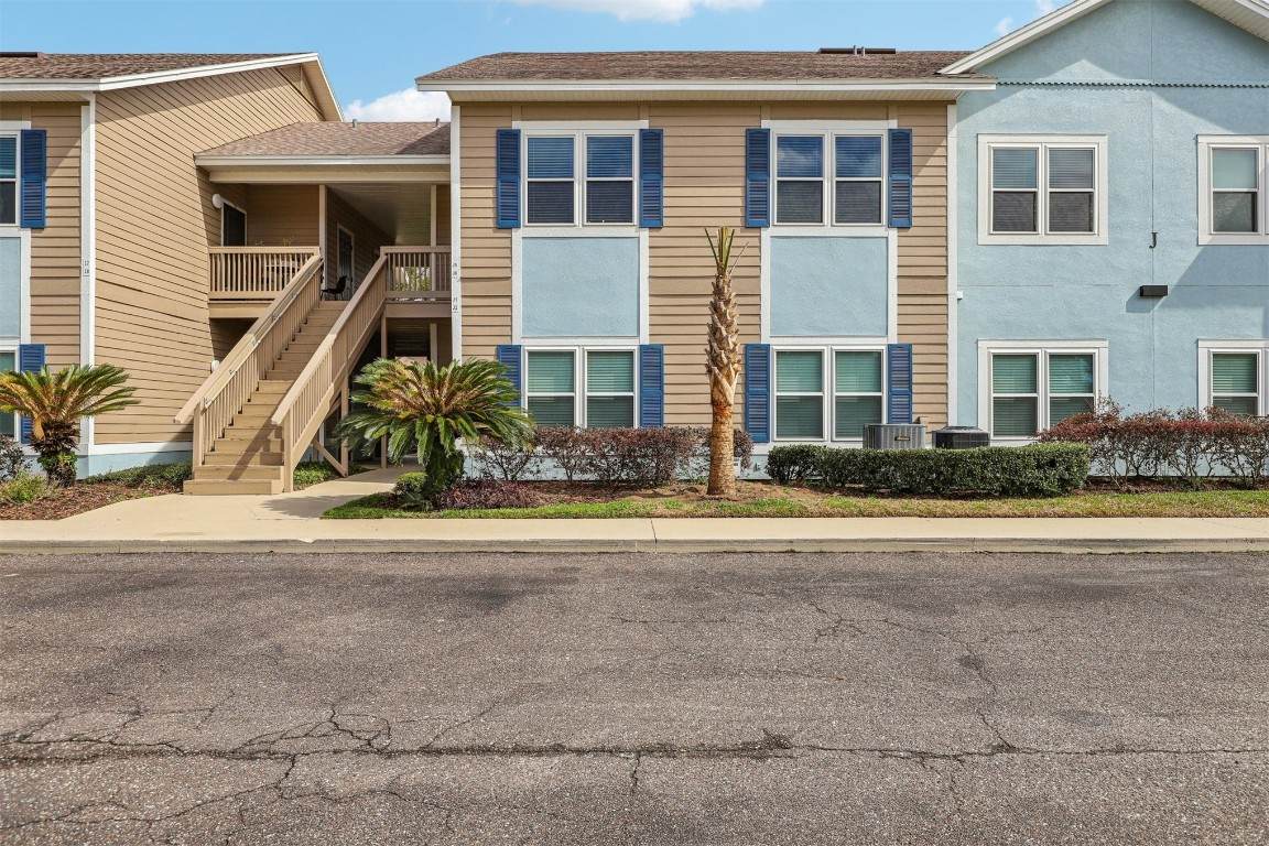 1601 Nectarine Street - Photo 1