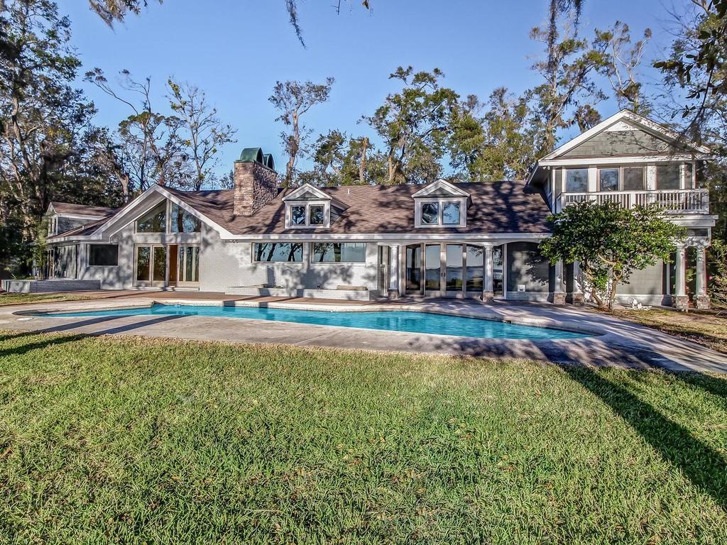 1267 Marian Drive - Photo 1