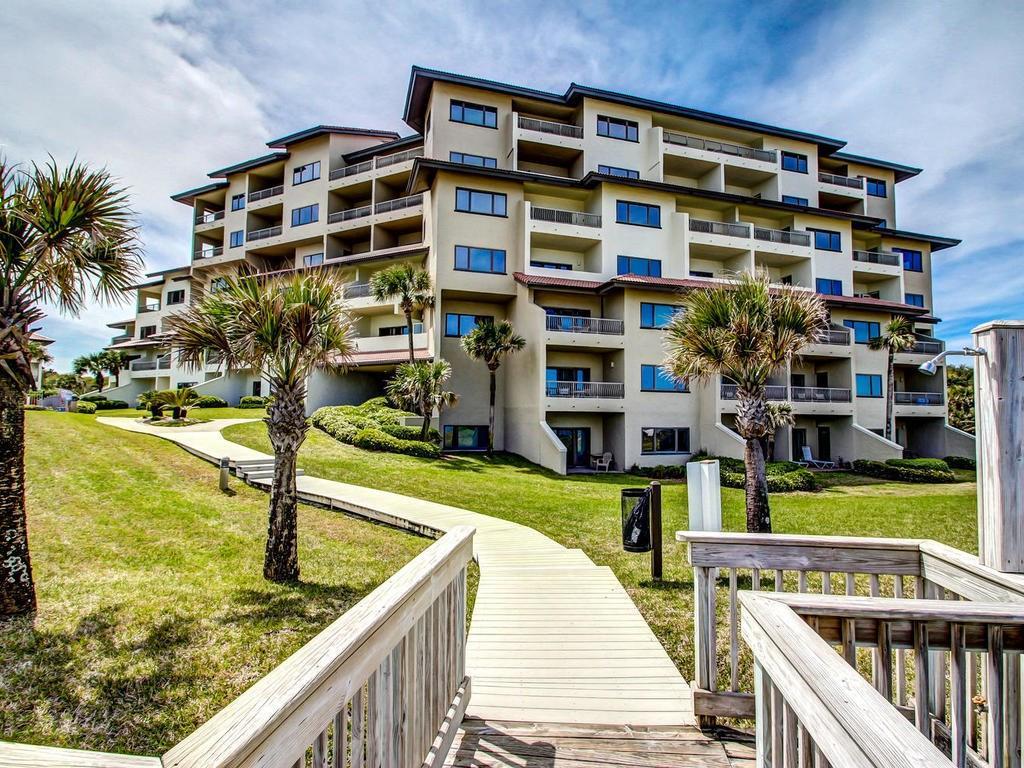 207/208 Sandcastles Court - Photo 1