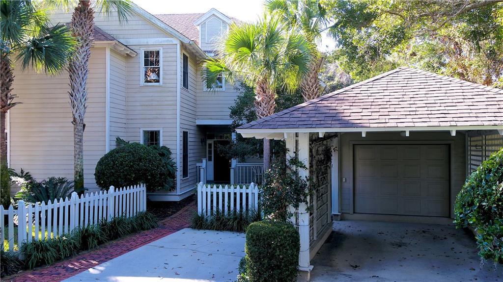 9 Little Dunes Circle - Photo 1