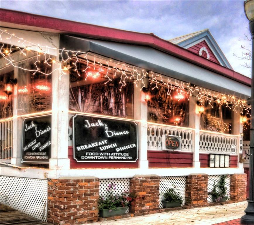 708 Centre Street - Photo 1