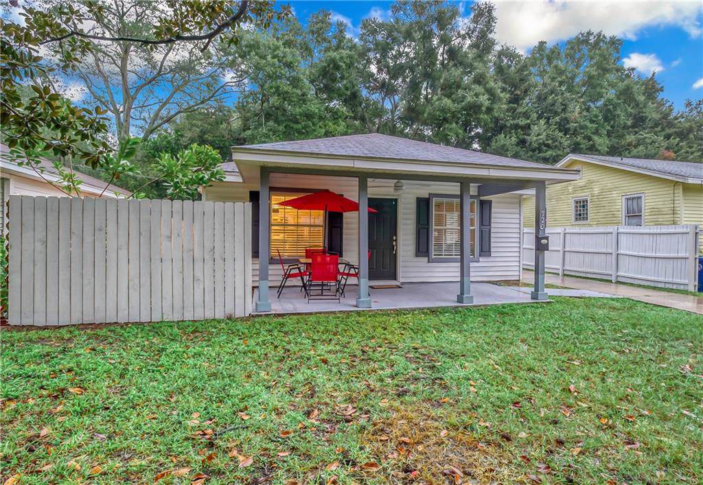 720 6TH Street - Photo 1