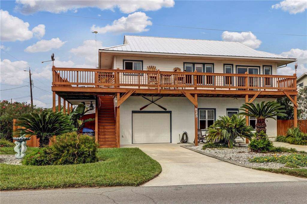 823 Tarpon Avenue - Photo 1