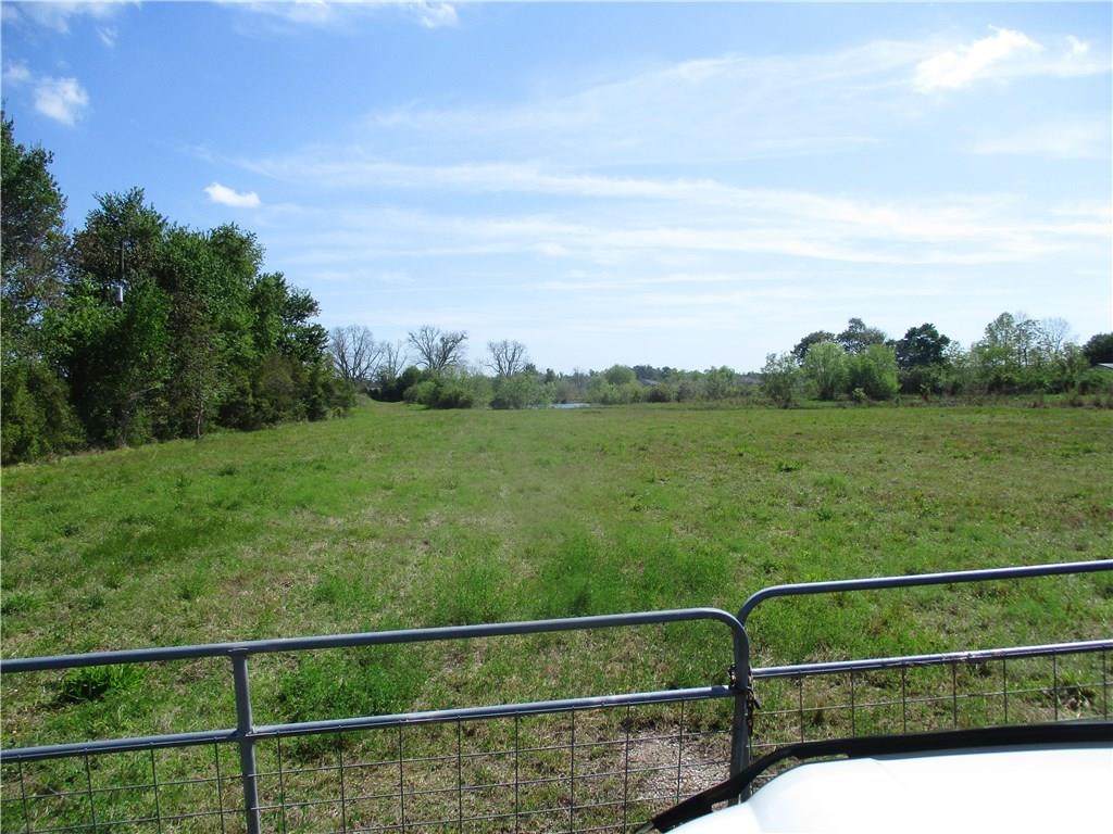 7695 Jones Road - Photo 1