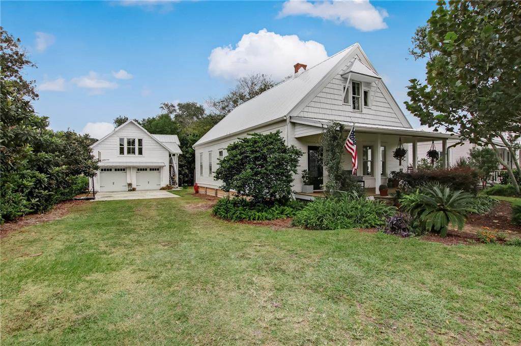 416 3RD Street - Photo 1