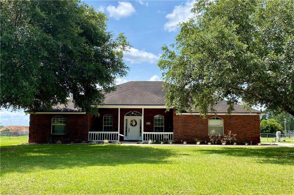 34047 Daybreak Drive - Photo 1