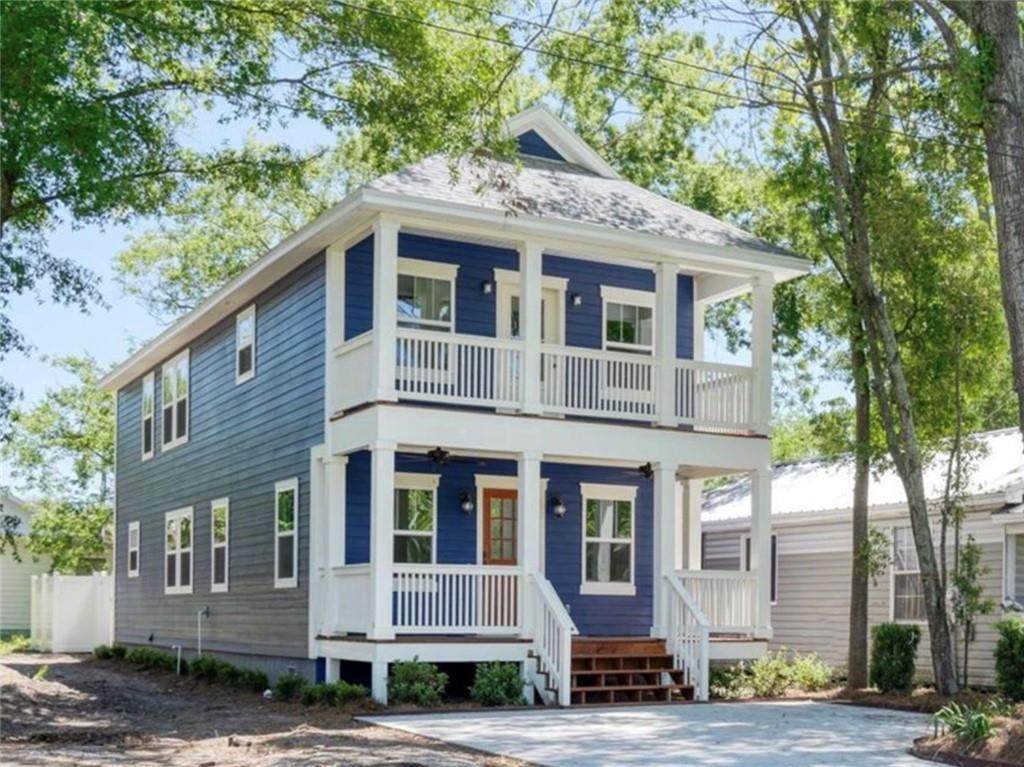 816 6TH Street - Photo 1