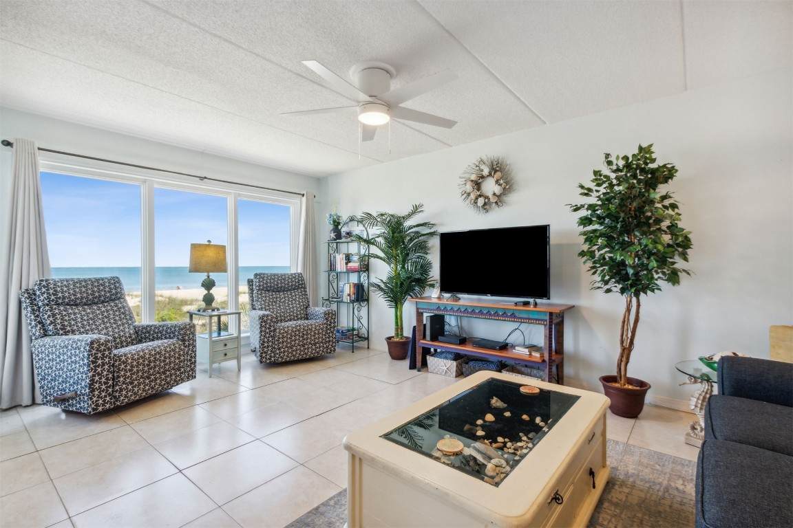 382 S Fletcher Avenue 106, Fernandina Beach, FL 32034 (MLS 107449