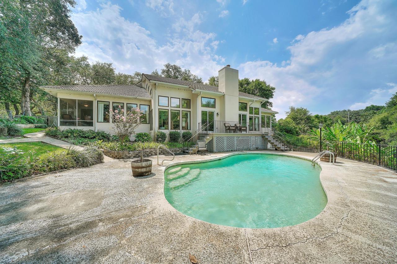 528 Mooney Road - Photo 1