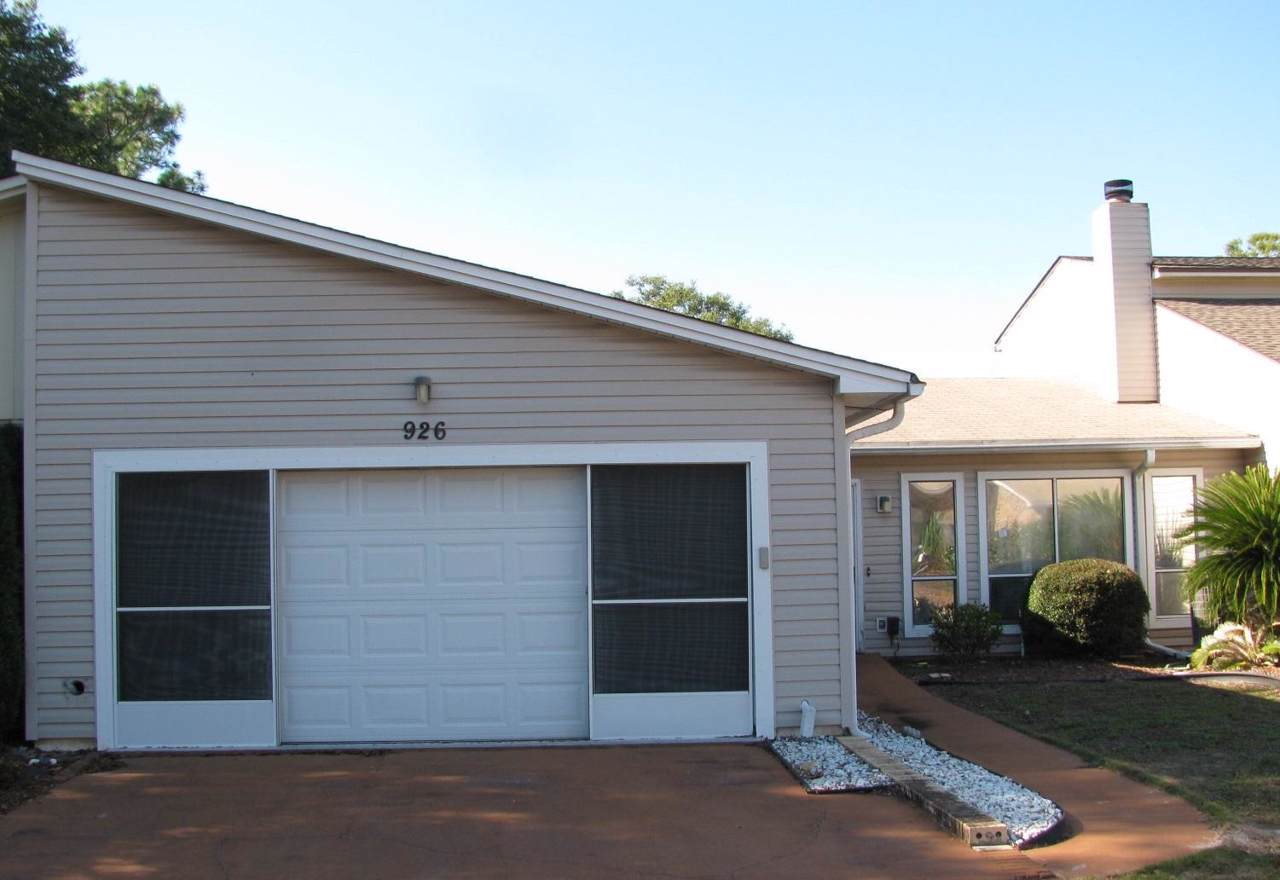 926 Holbrook Circle - Photo 1