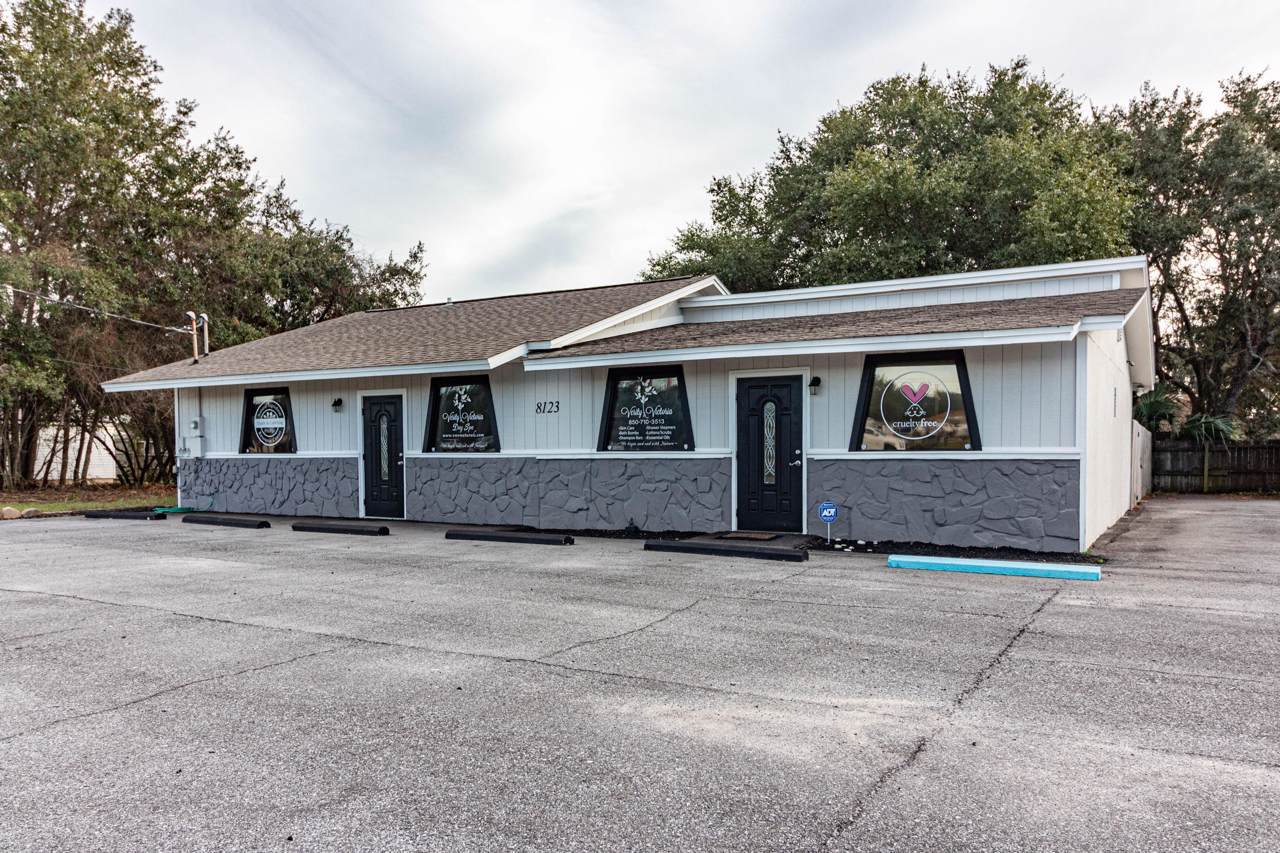 8123 Navarre Parkway - Photo 1