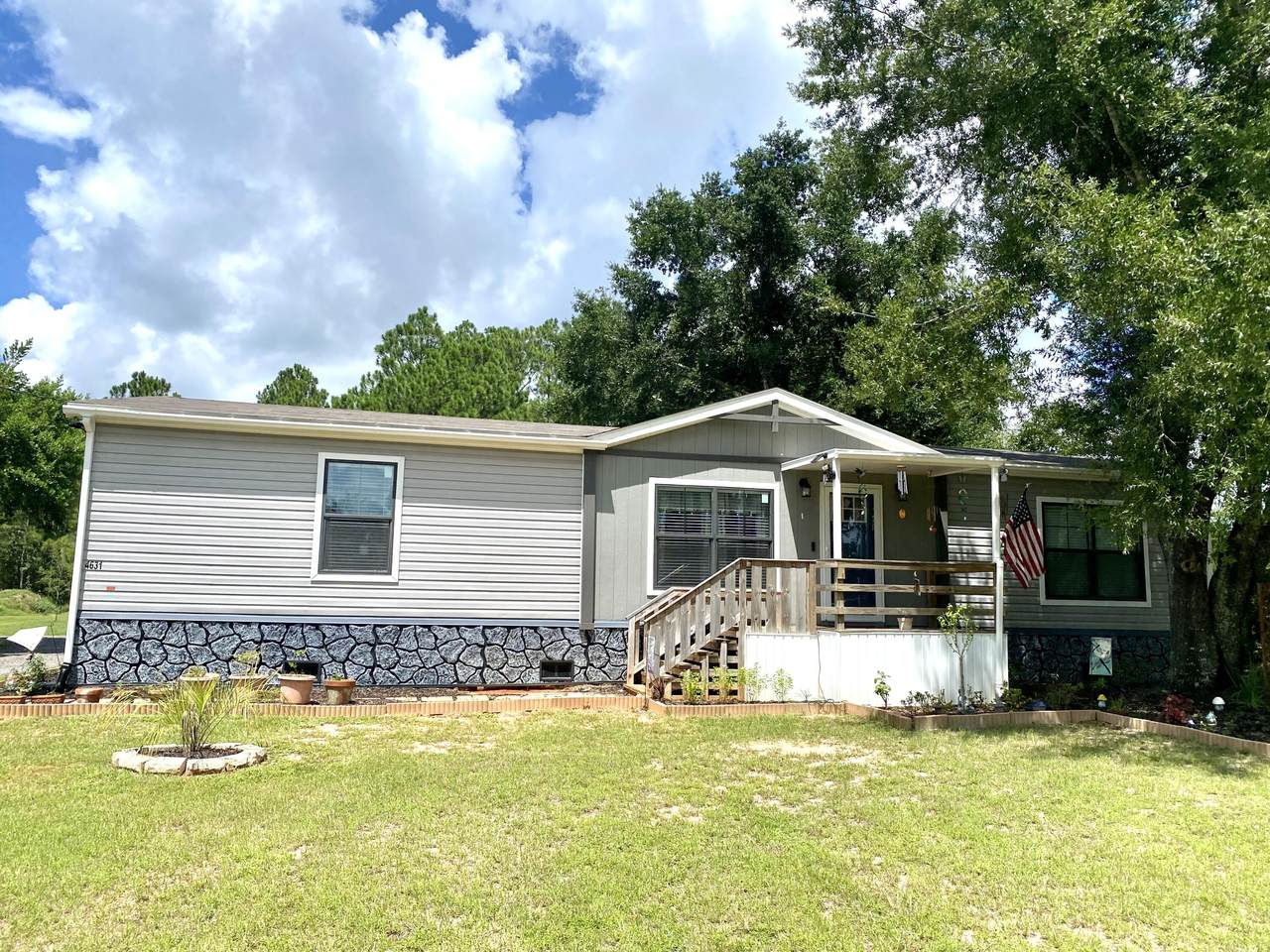 4631 Thoroughbred Drive - Photo 1