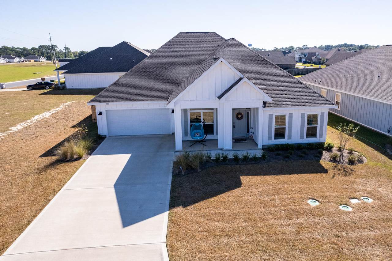 3380 Southwind Drive - Photo 1
