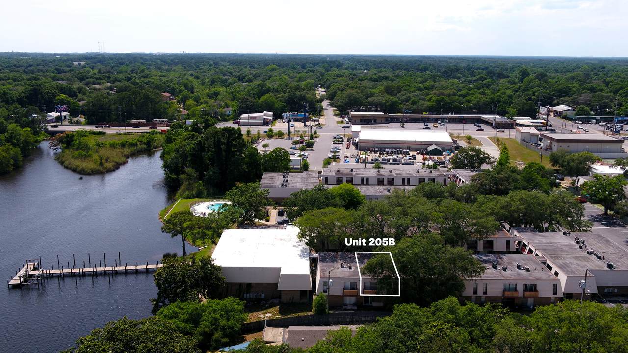 210 Pelham Road - Photo 1