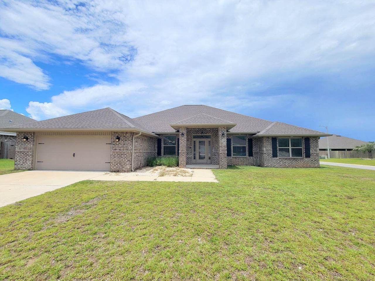 5221 Gaineswood Drive - Photo 1