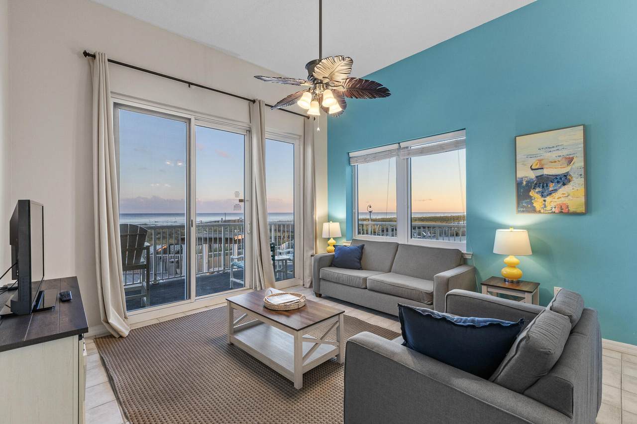 8577 Gulf Boulevard - Photo 1
