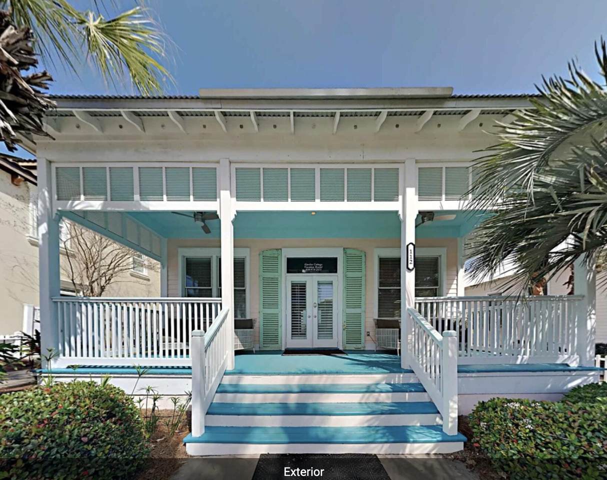 112 Los Angeles Street - Photo 1