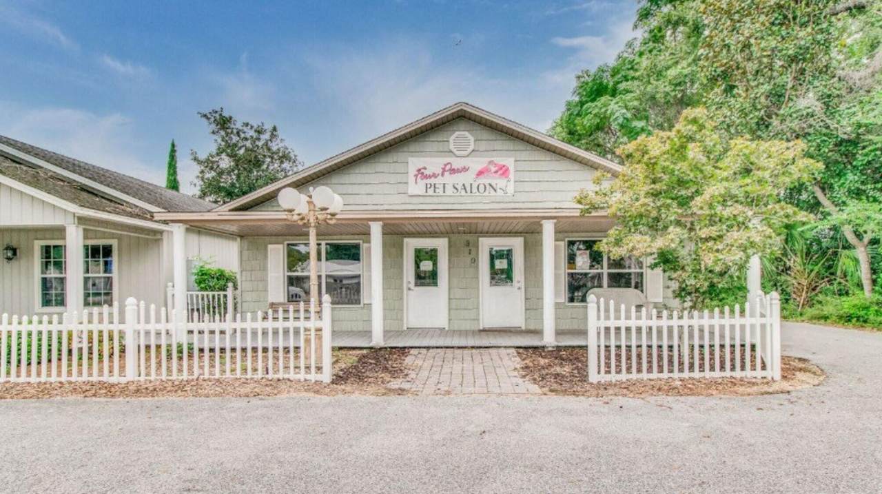 310 Ferdon Boulevard - Photo 1