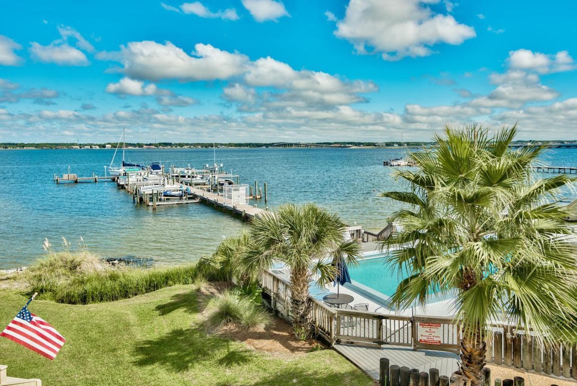 8520 Gulf Boulevard - Photo 1