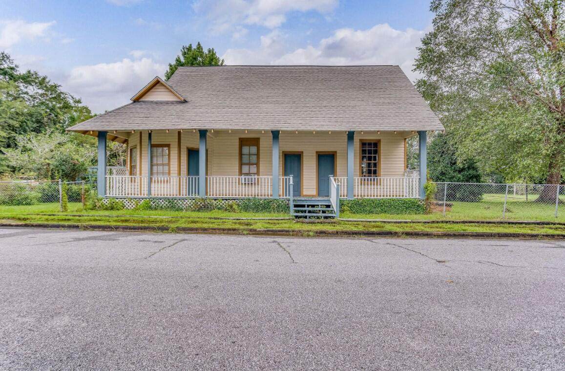 6758 Park Avenue - Photo 1
