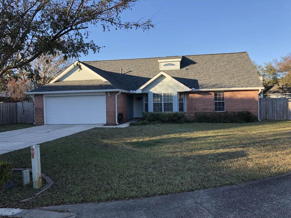 404 Parish Cove - Photo 1