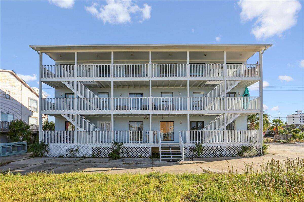 8460 Gulf Boulevard - Photo 1