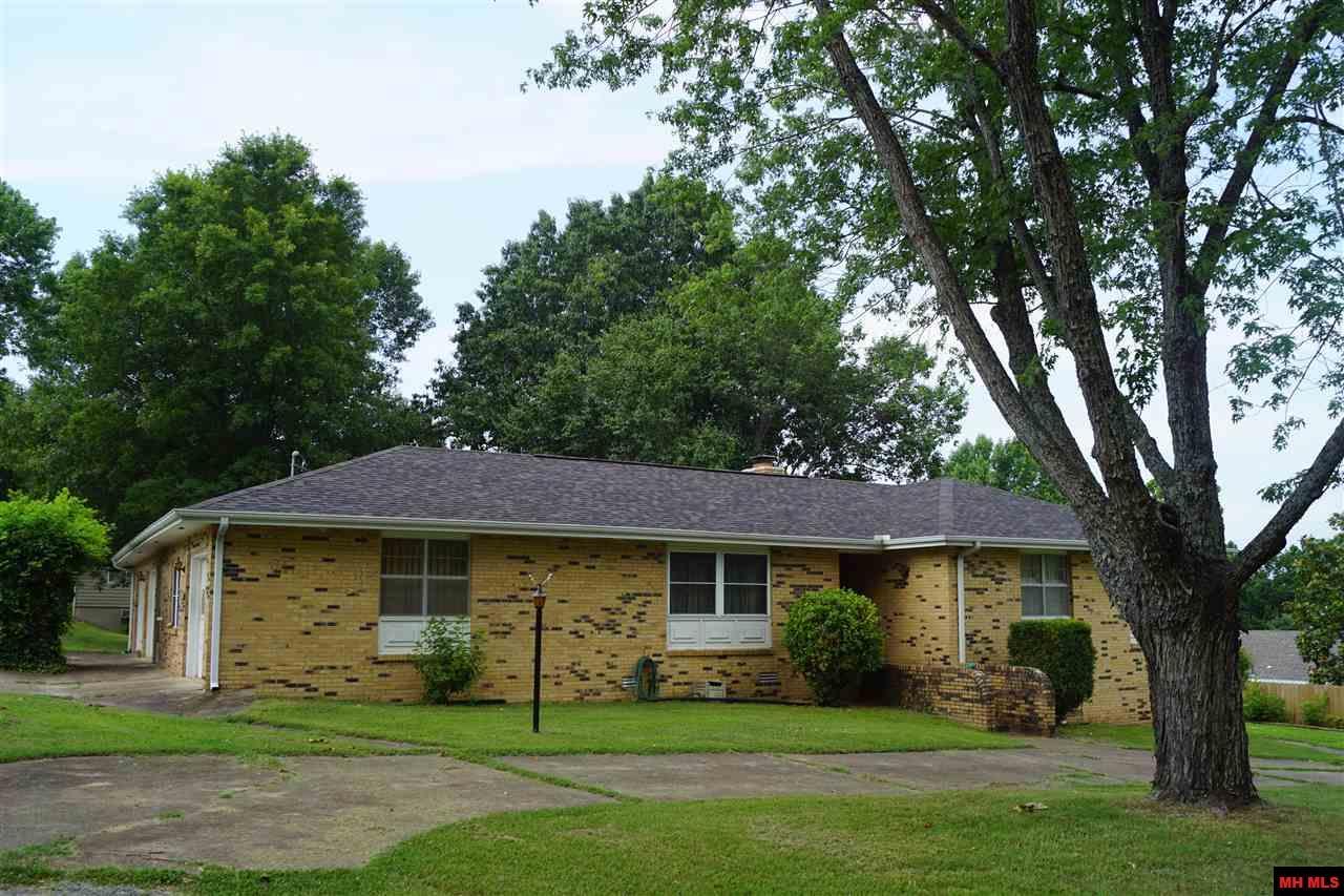 228 Chaperal Drive - Photo 1