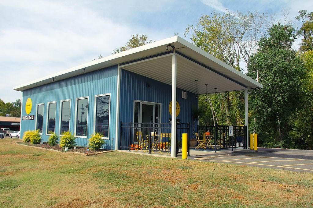 203 N University Dr - Photo 1