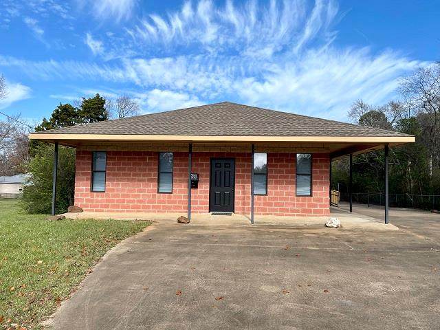 1112 Longview Drive - Photo 1