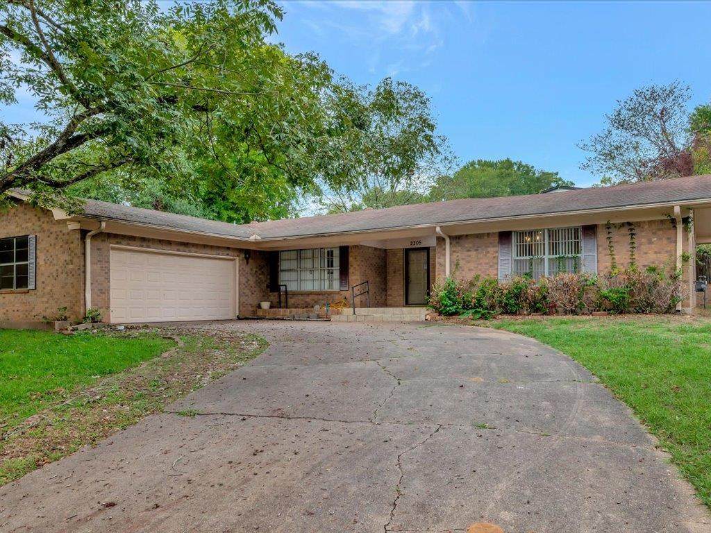 2205 Clarice, Nacogdoches, TX 75964 (MLS 22305226) Loblolly Properties