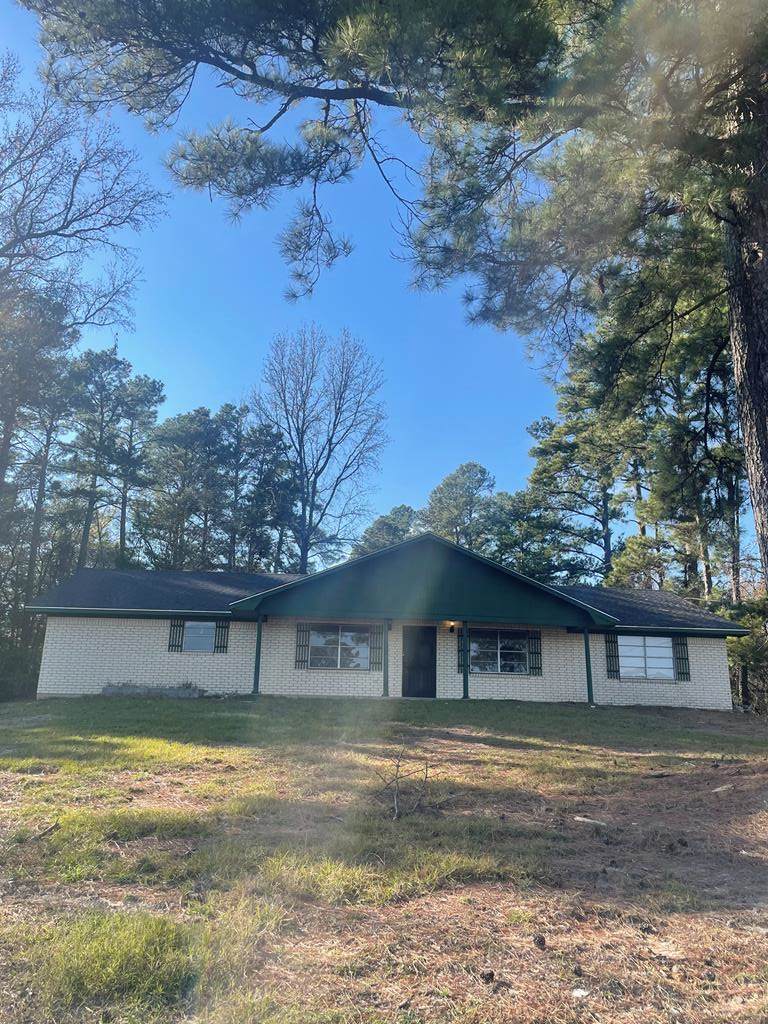 1207 Sw Stallings Dr, Nacogdoches, TX 75964 (MLS 22400004) Loblolly