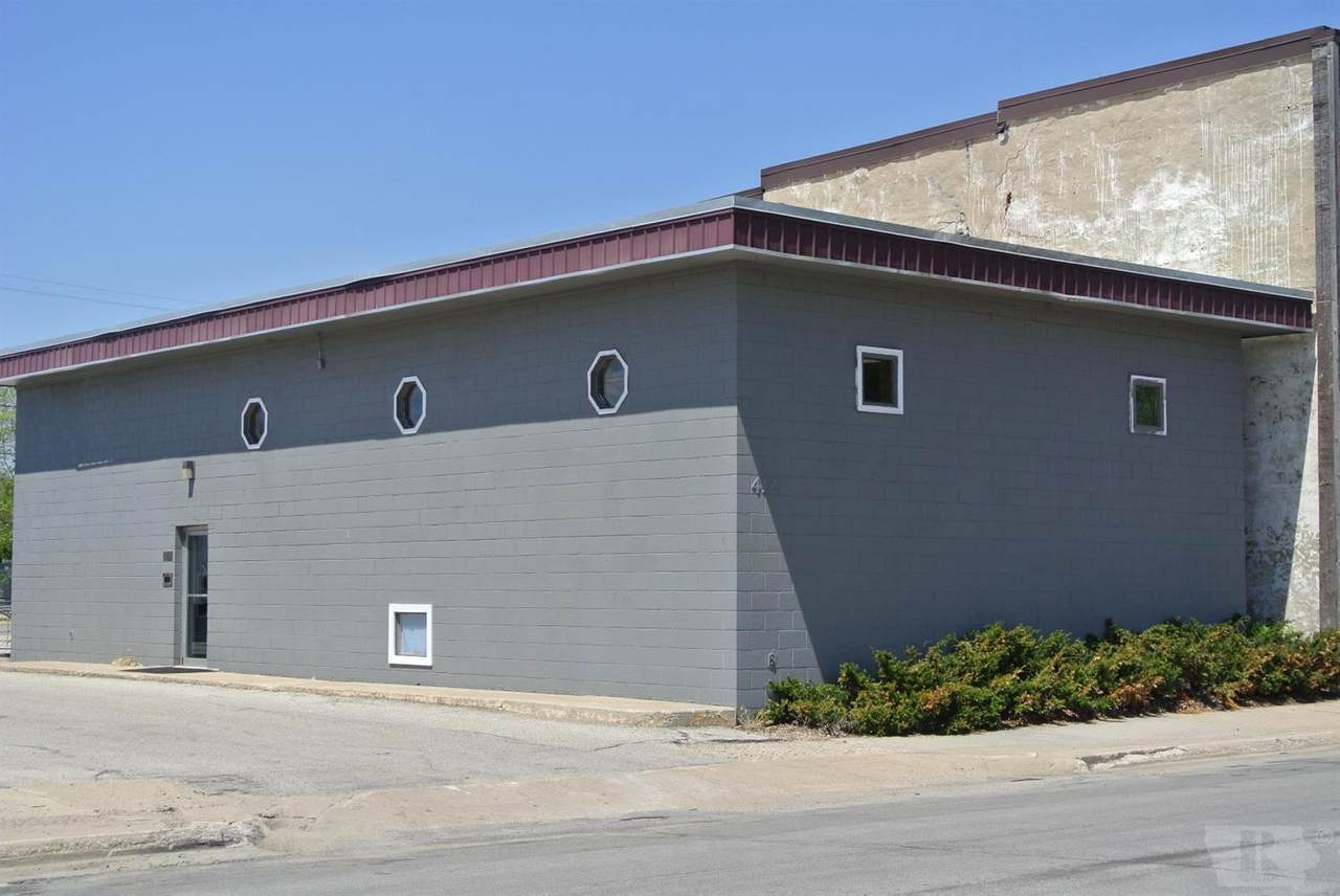 412 Federal Avenue - Photo 1