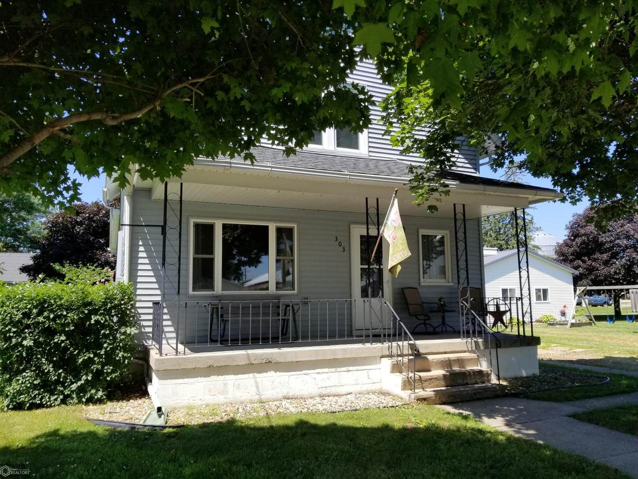 303 N Broad - Photo 1