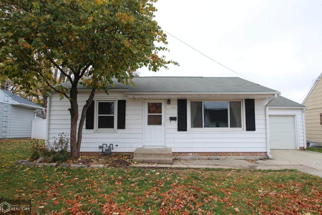 612 15th Street - Photo 1