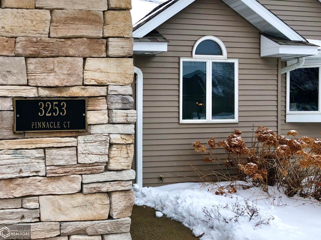 3253 Pinnacle Court - Photo 1