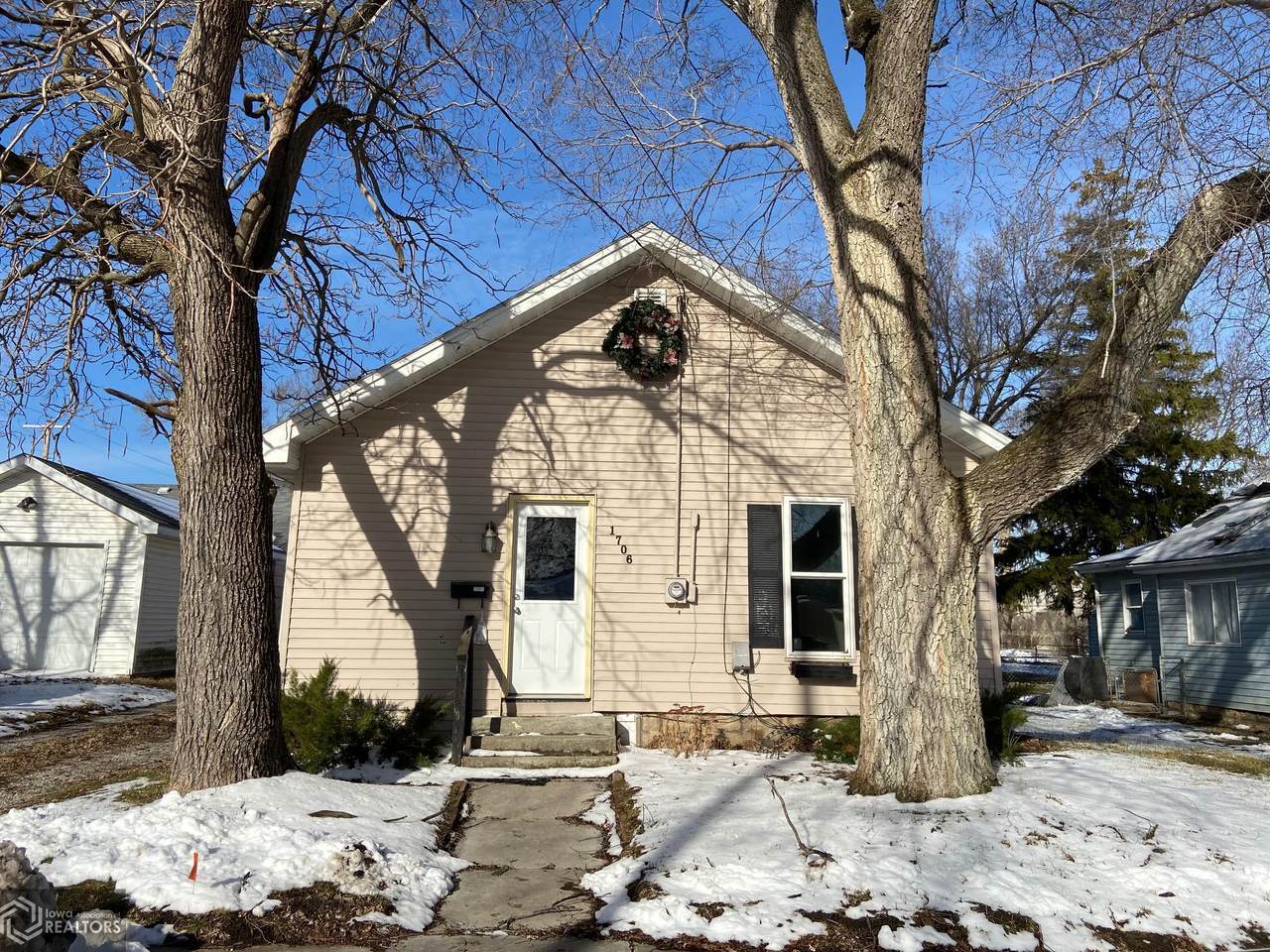 1706 Delaware Avenue - Photo 1