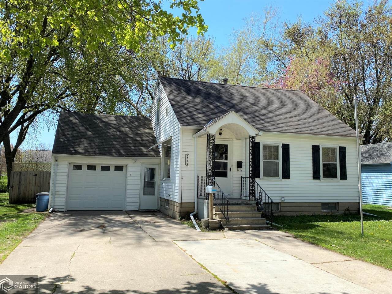 1005 5th Avenue - Photo 1