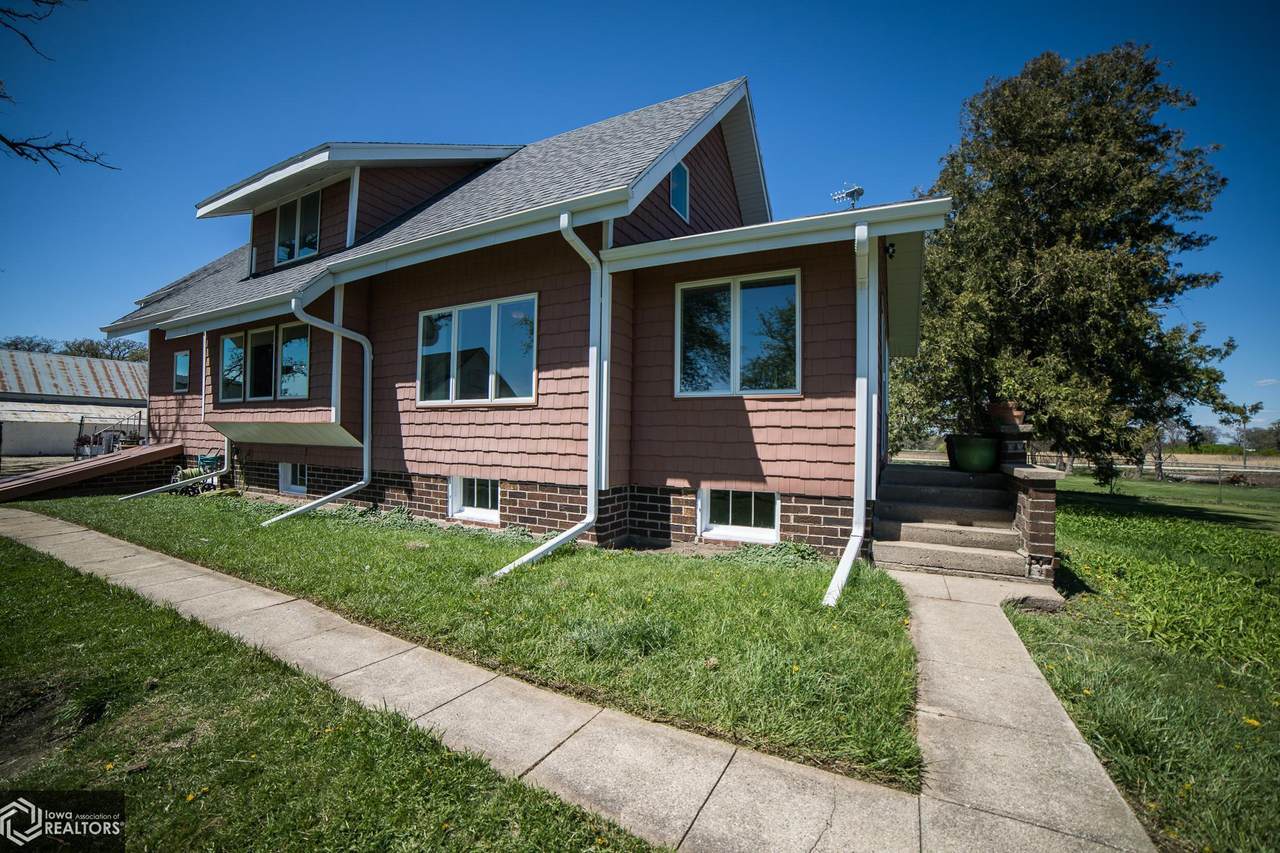 7675 333rd Street - Photo 1